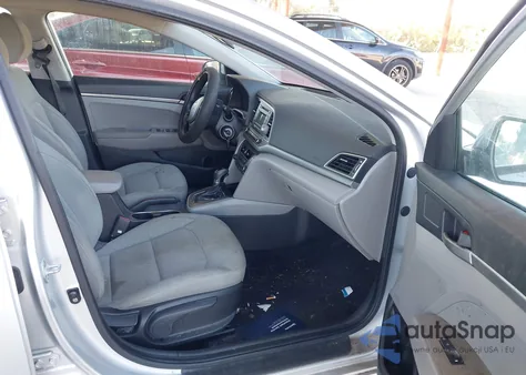 2017 Hyundai Elantra Se z USA, uszkodzony, nr VIN KMHD74LF0HU081358